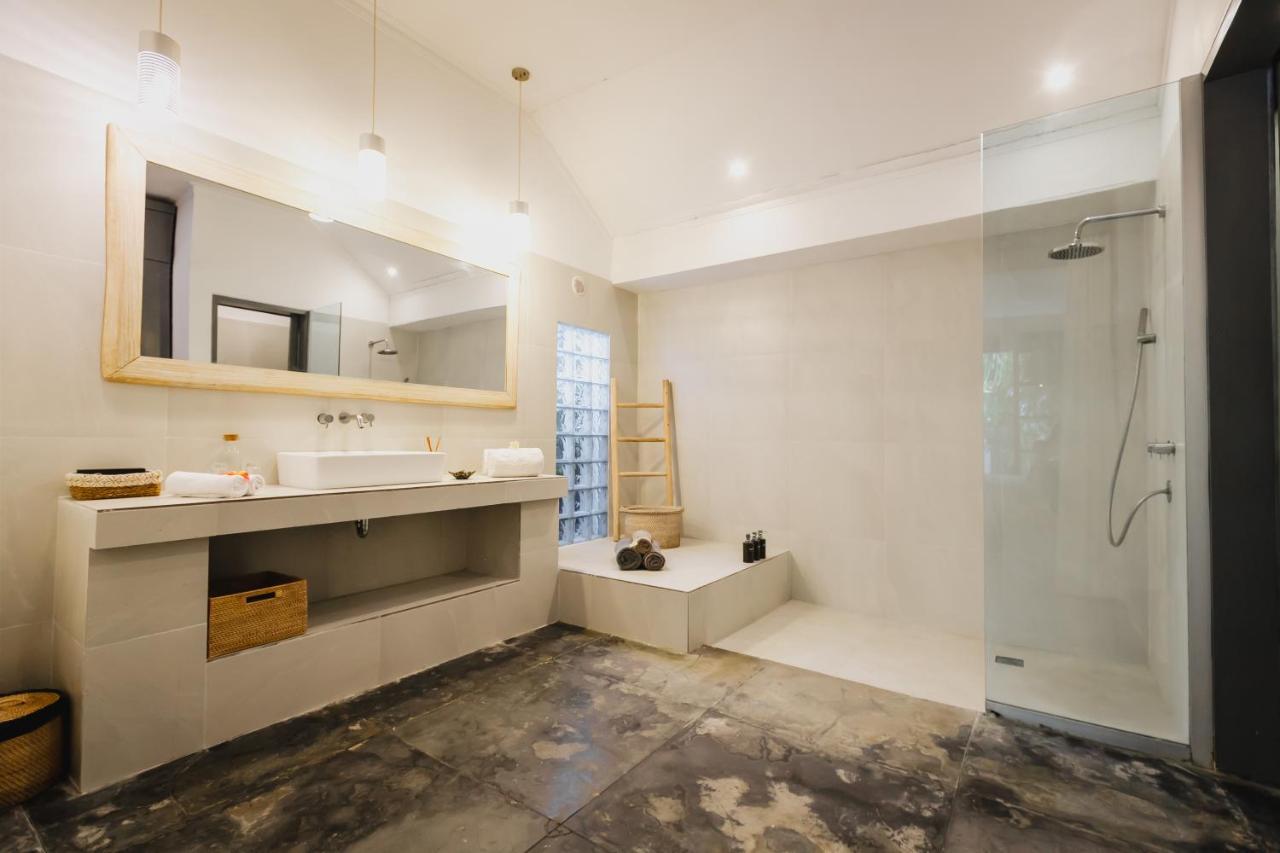 Indiana Kenanga Boutique Hotel & Spa Lembongan Zewnętrze zdjęcie