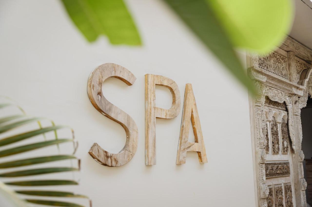 Indiana Kenanga Boutique Hotel & Spa Lembongan Zewnętrze zdjęcie